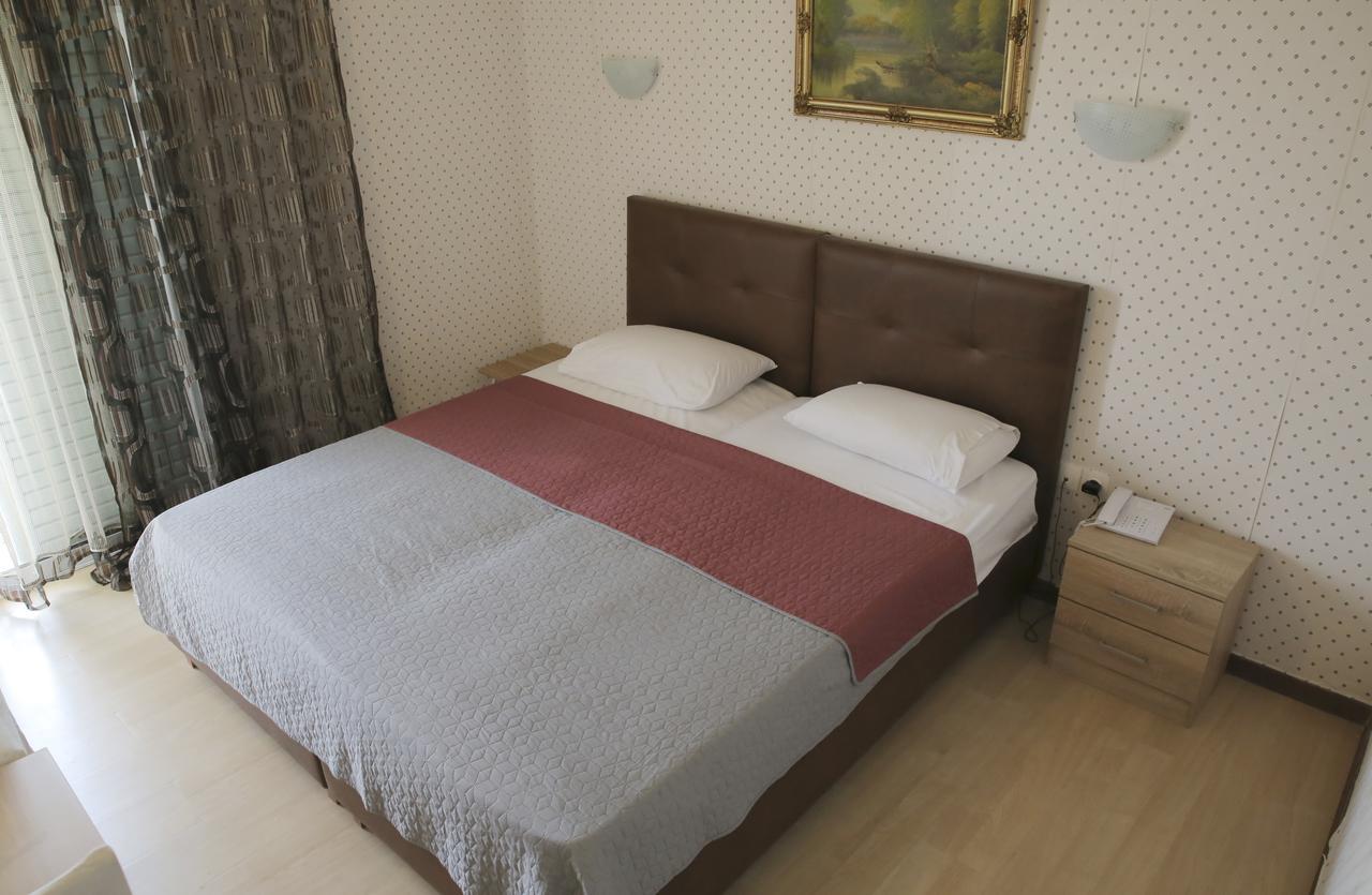 Hotel Anesi Athènes Extérieur photo